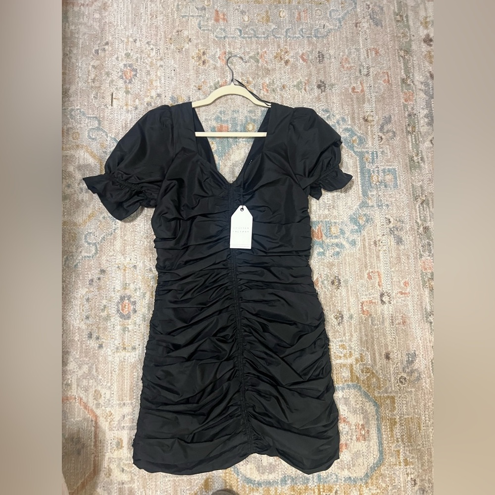 Black Ruched V-Neck Short Dress
